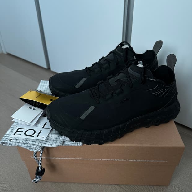 노다 norda 001 스텔스블랙 285사이즈