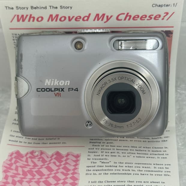 니콘 쿨픽스 P4 (빈티지 CCD 디카 / 광각 모델)