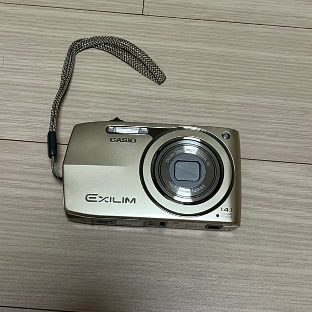 카시오 엑슬림 z2300 골드 