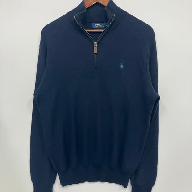 폴로 니트