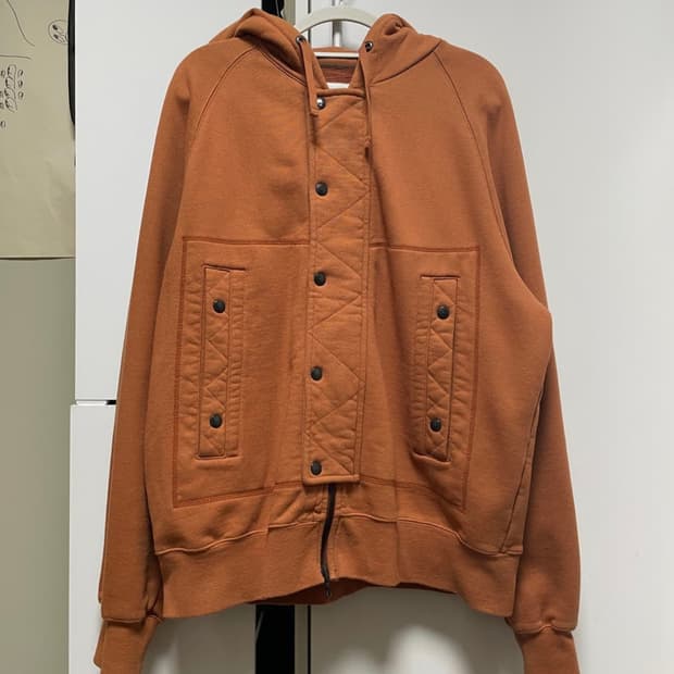 이스트로그 후드집업