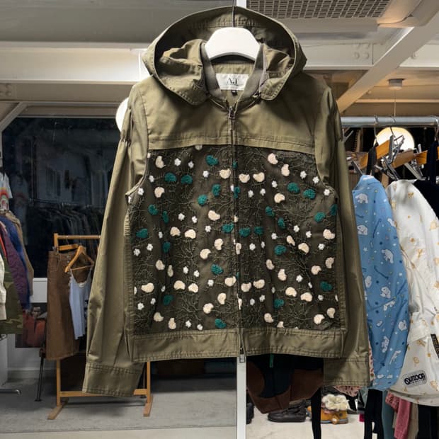 아츠로 타야마 자수 밀리터리 자켓