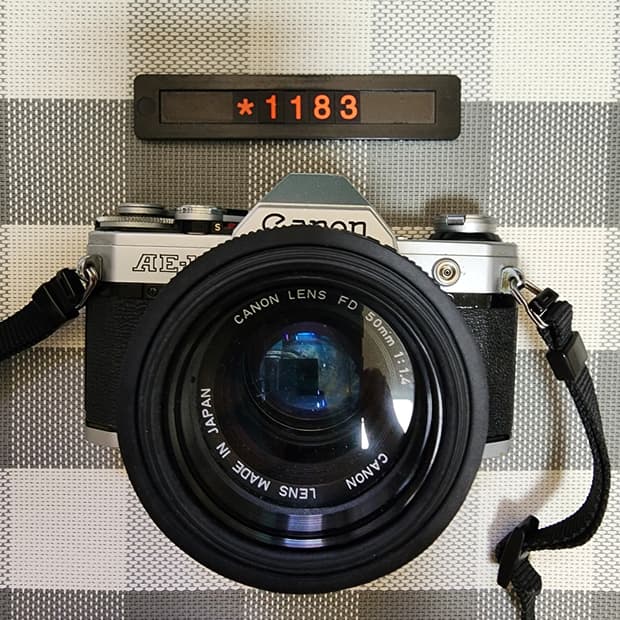 캐논 AE-1 필름카메라 실버바디 1.4 단렌즈