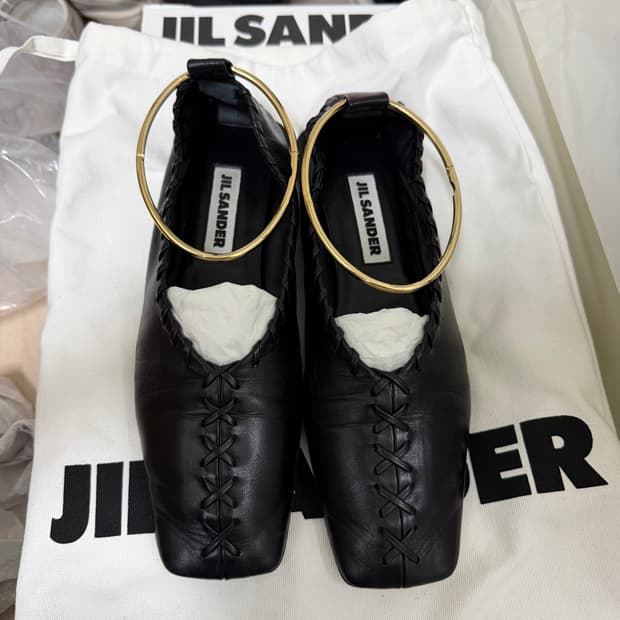 질샌더 휩스티치 발레리나 플렛슈즈