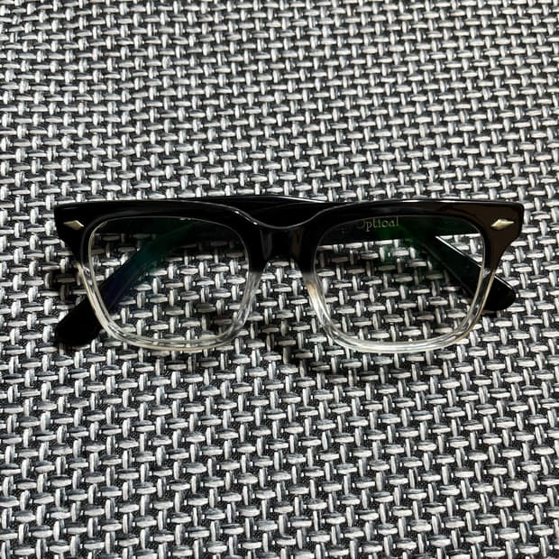 Buddy Optical 뿔테 안경