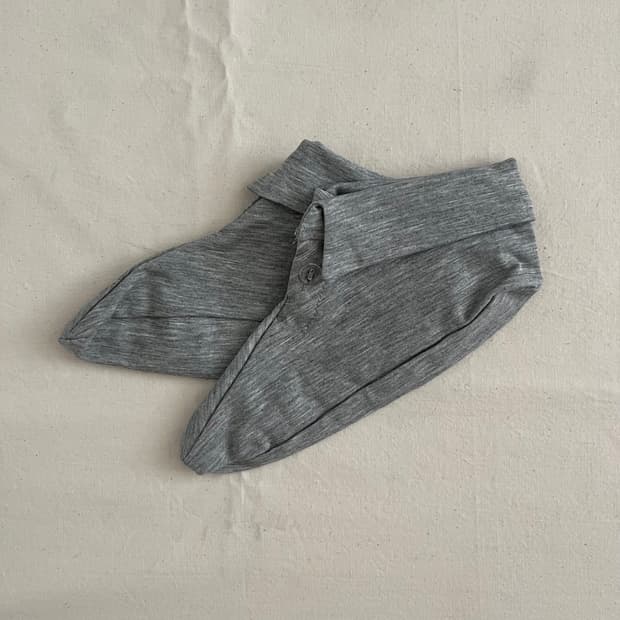 gray shirt socks 