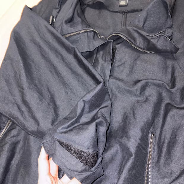 아야즈 dkny 바람막이 집업 자켓