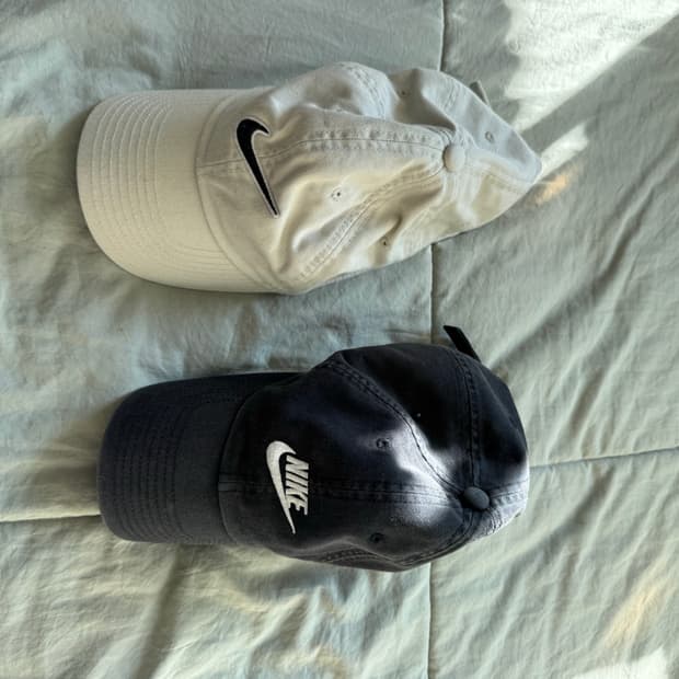 나이키 볼캡 흰/검 세트