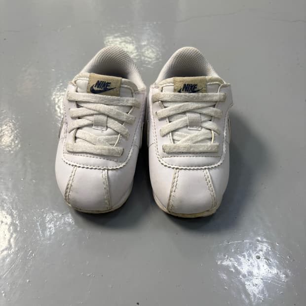 120 나이키 키즈 코르테즈 흰검 운동화 0406J