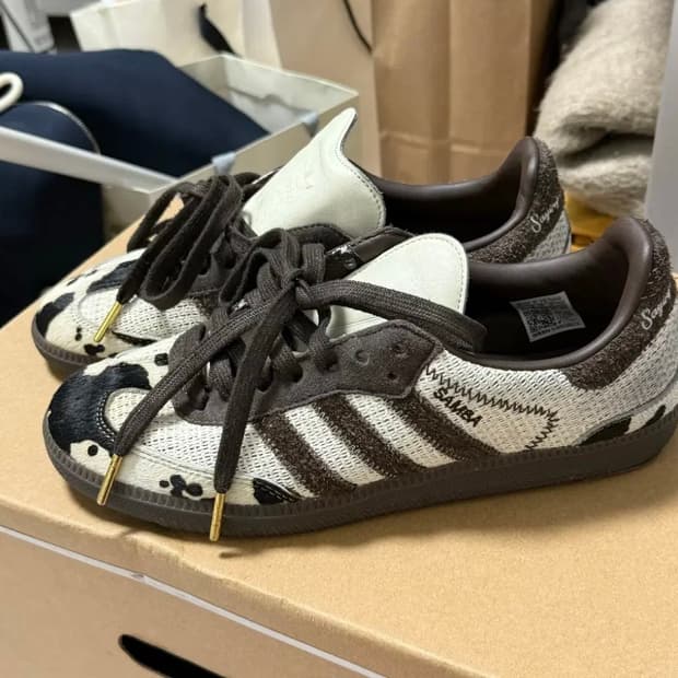 아디다스 노타이틀 삼바 카우