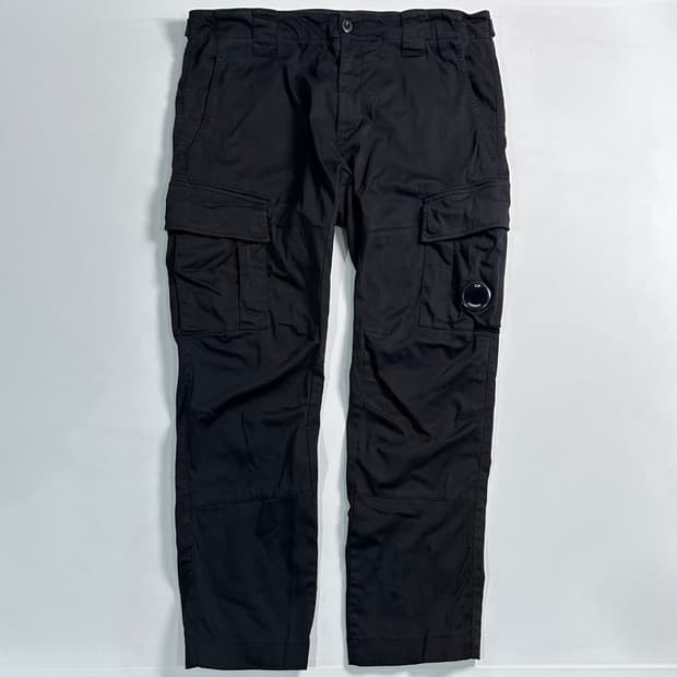 CP컴퍼니 렌즈 블랙 카고 팬츠