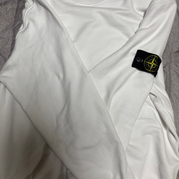 스톤아일랜드 맨투맨 L