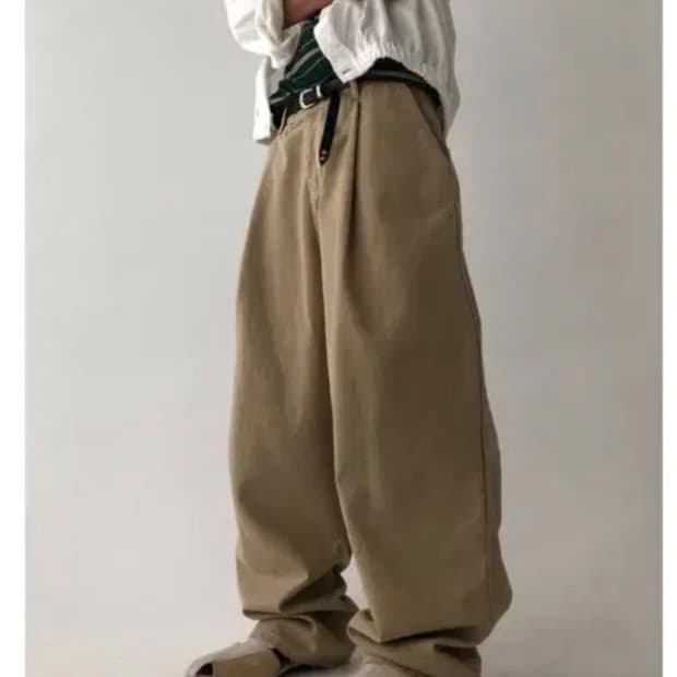 뉴치프시크 스티치 코튼 팬츠 베이지