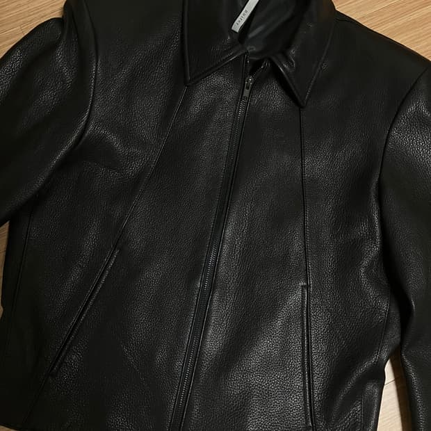 노이어 고트 슈렁큰 레더 자켓