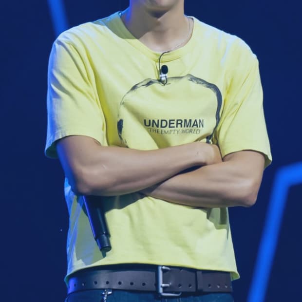 Undercover 11ss 반팔