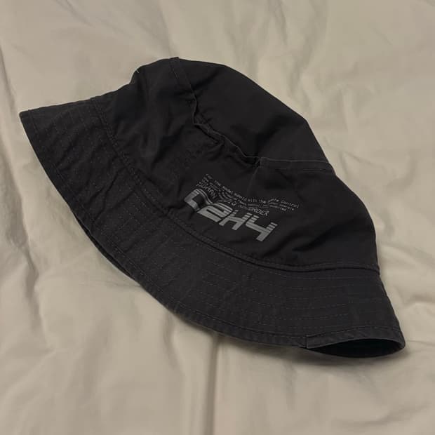 C2H4 차콜 버킷햇