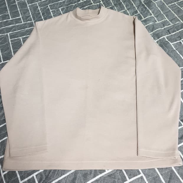 드로우핏 모크넥 니트 티셔츠 베이지 (L)