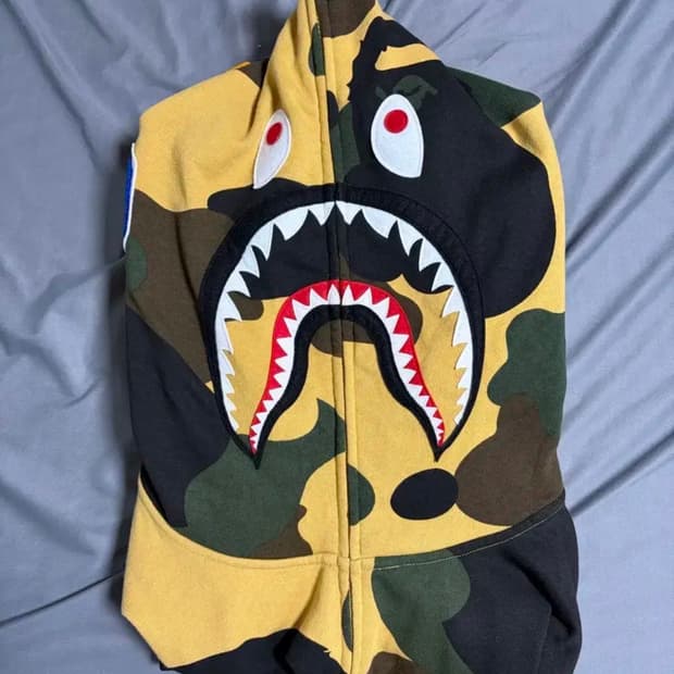 베이프 자이언트 카모 샤크후드 황계 XL