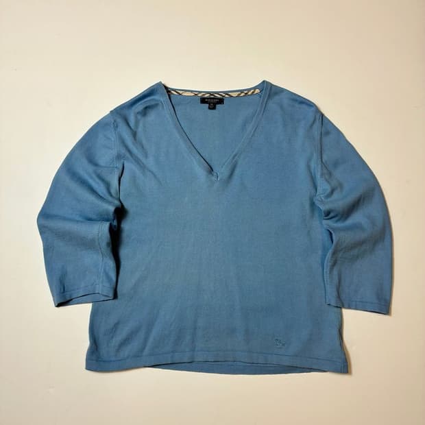 버버리 00's 코튼 브이넥 7부 니트 PN8373