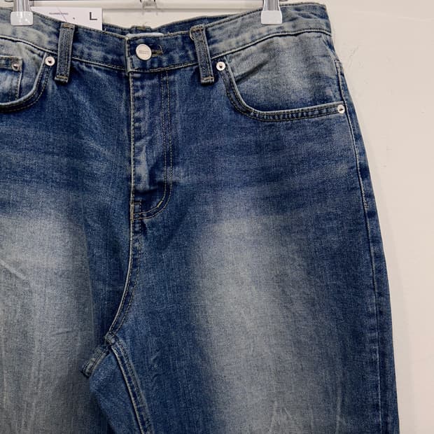 데님 리서치랩 와이드핏 워시드 중청 데님팬츠