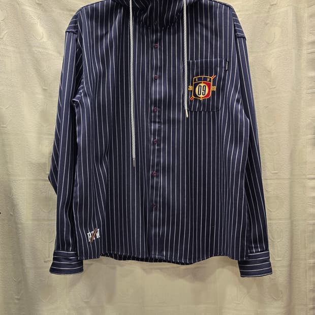 로맨틱크라운 스트라이프 후드 셔츠 프리사이즈