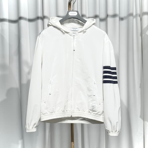 [정품] 톰브라운 립스탑 메쉬 사선완장 바람막이 3