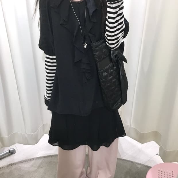 Sawako Ruffle Blouse