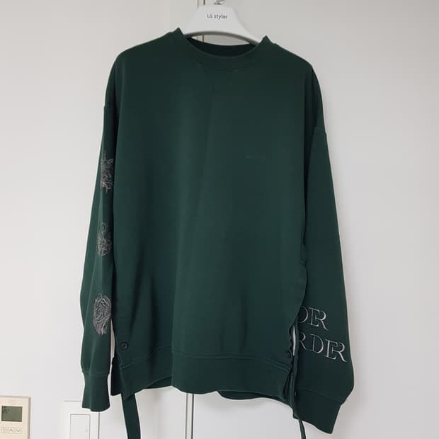 [48] 송지오옴므 소매 콜라쥬 아트워크 맨투맨