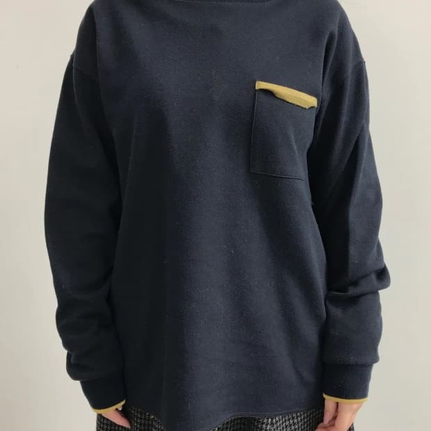 BEAMS Contrast Crewneck