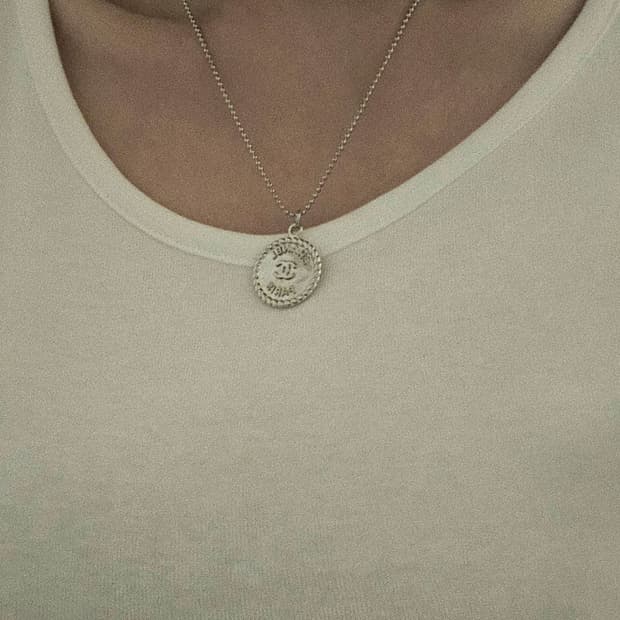 샤넬 넘버5코인 써지컬 목걸이