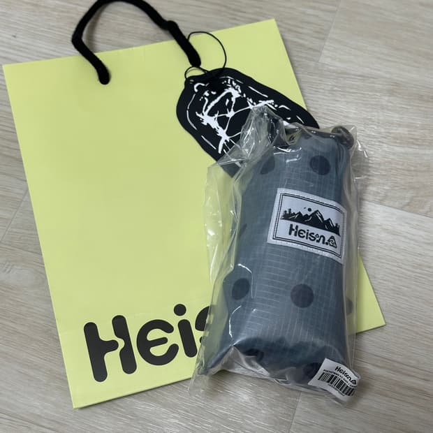 하이산 도트 백팩 차콜 미개봉