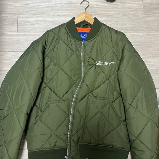 어웨이크 뉴욕 봄버자켓