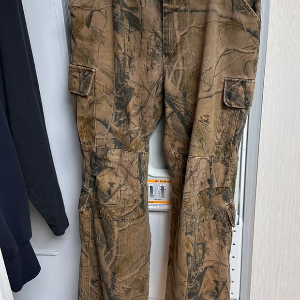 이지 시즌 5 리얼트리 카고 팬츠