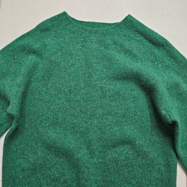 하울린 쉐기독 니트 그린러버 L