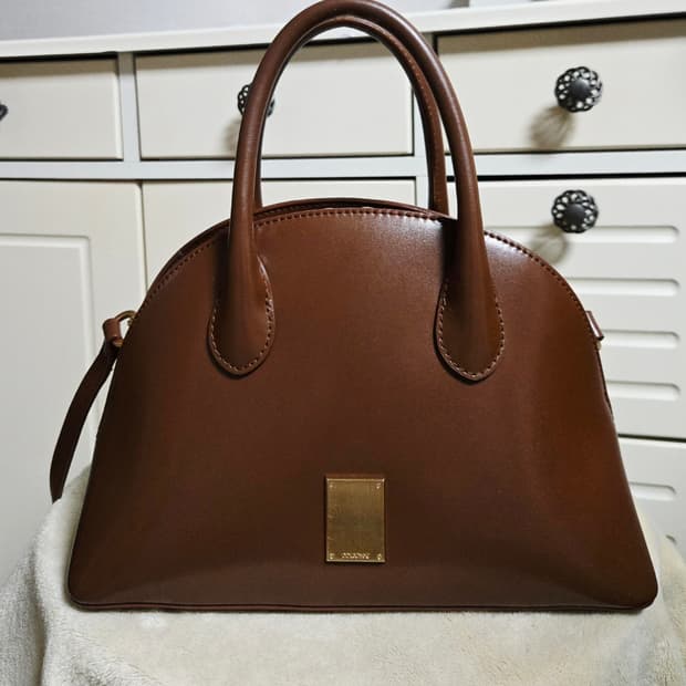 쿠론 알티마 토트백 크로스백