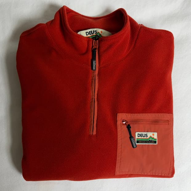 데우스 먼스터 하프 집업 플리스 판매 (레드오렌지/XL)