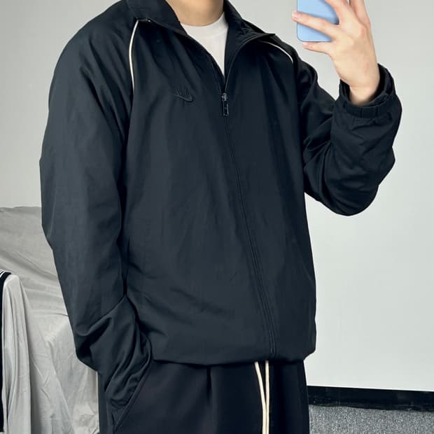 나이키 00‘s 블랙 스우시 바람막이 자켓 L