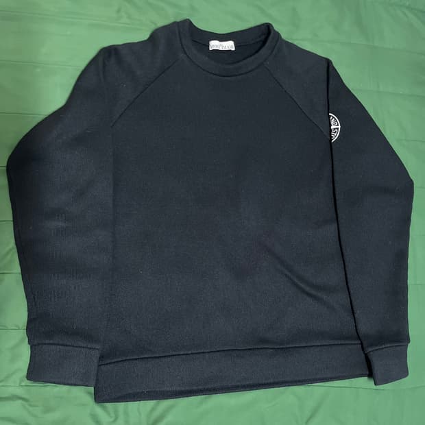 스톤 아일랜드 니트