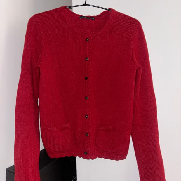 Brandy melville 브렌디멜빌 가디건 레드