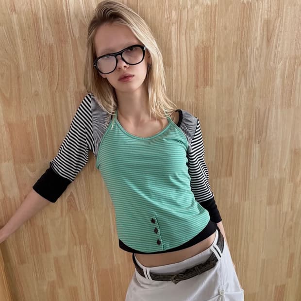 홀터 탑 민트 BUTTON STRIPE STRAP HALTER TOP
