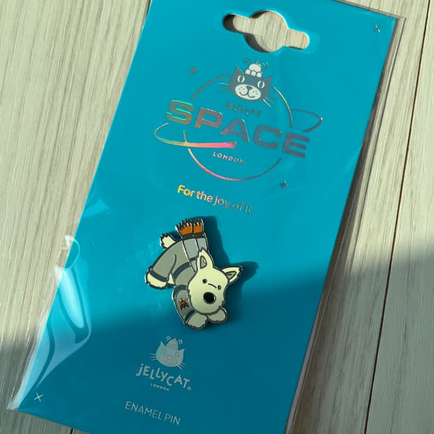 젤리캣 스페이스 팝업 스코티 도그 에나멜 핀