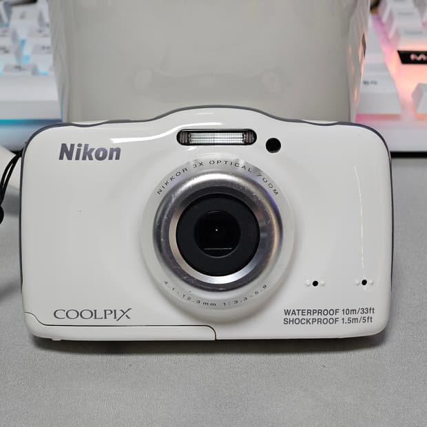 니콘 쿨픽스 s32 엔믹스 해원 방수 디카