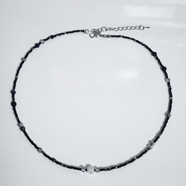 우주를 닮은 목걸이 1)