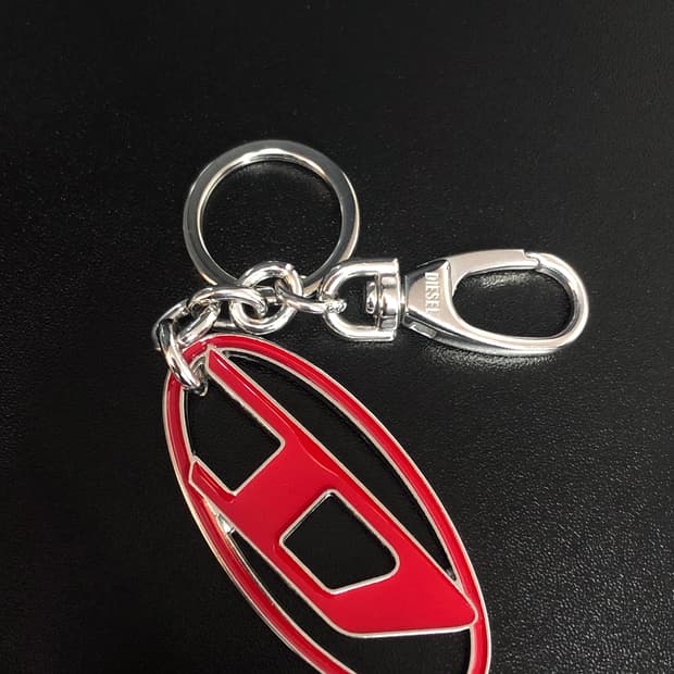 디젤 홀리 b로고 키링 레드 키체인