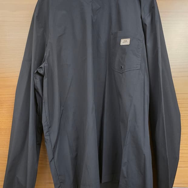 비비씨어스 심플 우븐 포켓 롱슬리브 블랙