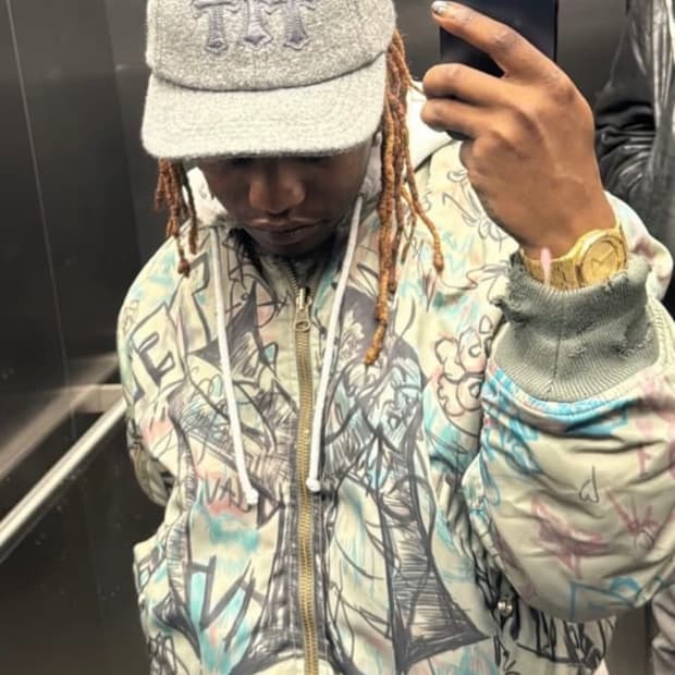 모와로라 그래피티 봄버 L