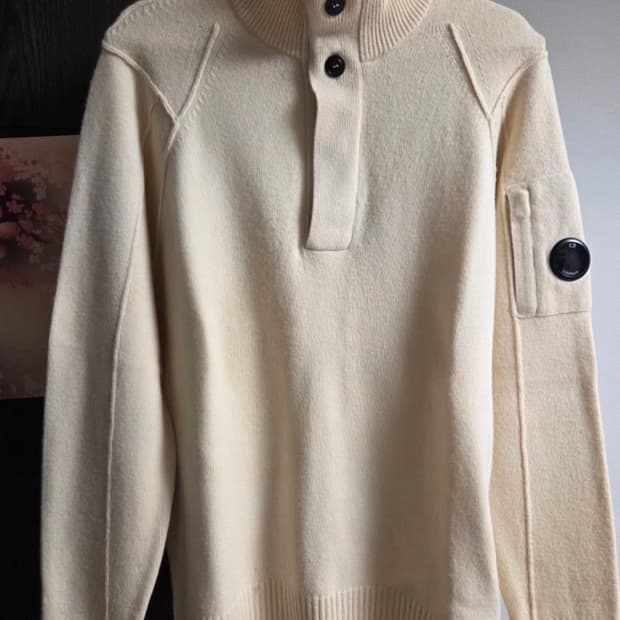 C.P. Company 아이보리 터틀넥 니트 52,105사이즈