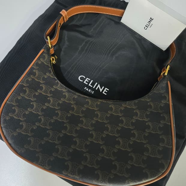 셀린느 아바백 미듐