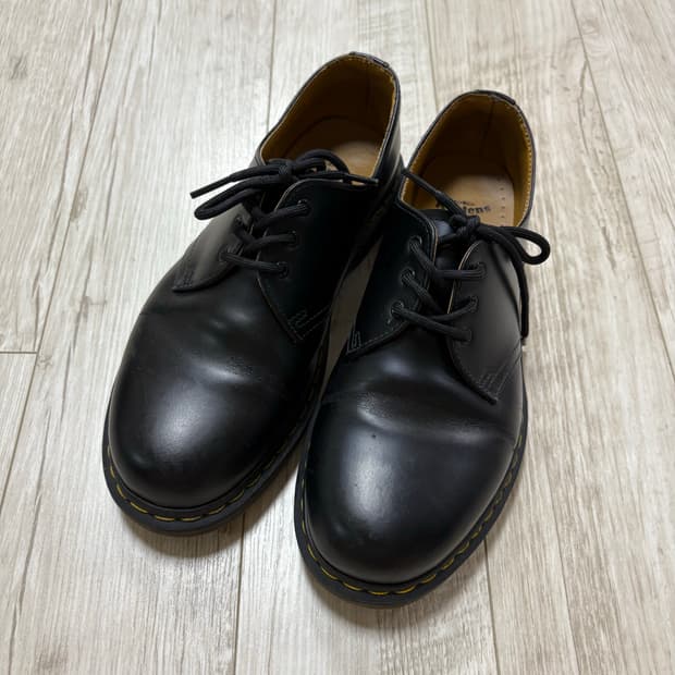 닥터마틴 1461 3홀 스무스 260