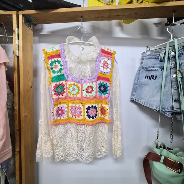 오일릴리 핸드  크로셰 니트 베스트